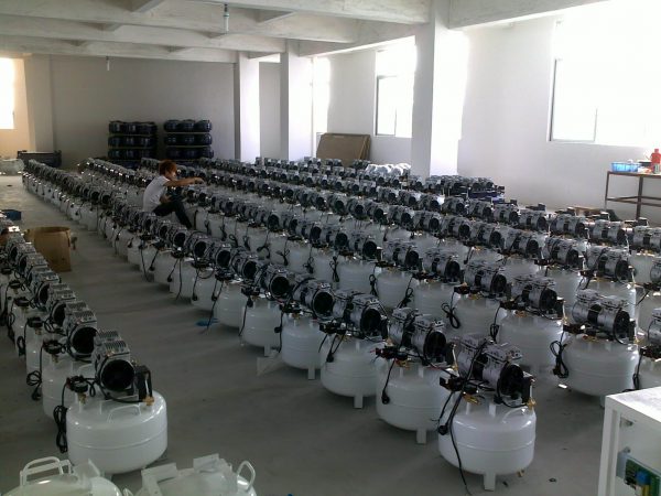 Dentistry Oil-free Air Compressor One for Two Stainless Steel Gasstorage Holder SK-2EW-35A