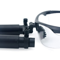 6.0س التكبير Loupes لProfessional مع الإطار الأسود المعدنية للطب الأسنان, جراحي, صائغ, أو هواية | قابل للتعديل المسافة تلميذ نموذج # DM6M