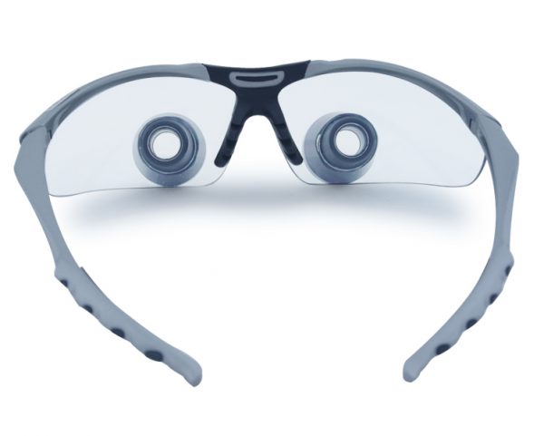 3.5x Suurennus Räätälöity hammaslääkärin TTL(Linssin läpi) Luupit hopeisella BP-urheilukehyksellä | Lähetä meille oppilasetäisyys ja työetäisyys, Me tarjoamme sinulle yksilöllisen istuvuuden