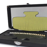 Guia Sombra Grin365 Porcelain 3D com Removeable Tabs - 20 Guia Sombra tons R-20 para os dentes branqueamento tratamentos